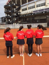 Infantiles invictas.